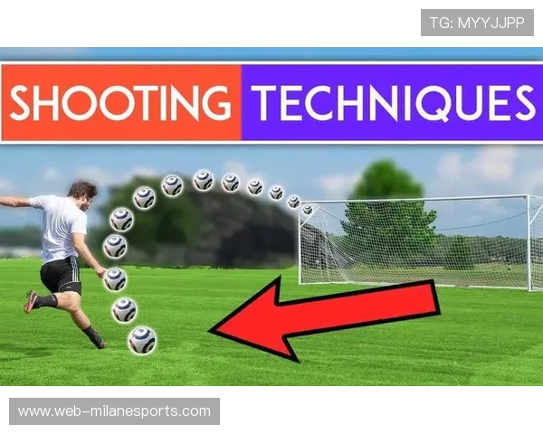 足球星期四口诀助你提升技巧快速掌握足球基本动作与战术应用心得分享